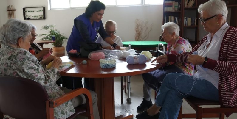 Primer muda de ropa para los bebés pacientes de la Clínica Cardio VID (11)